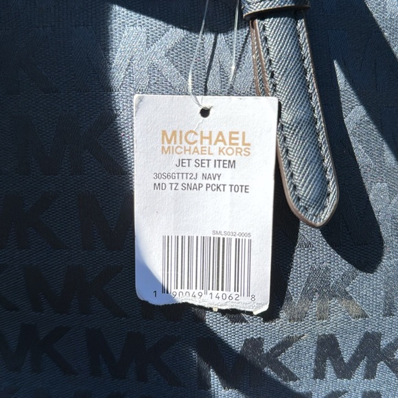 Brand new with tags MK navy purse! - Picture 2 of 6